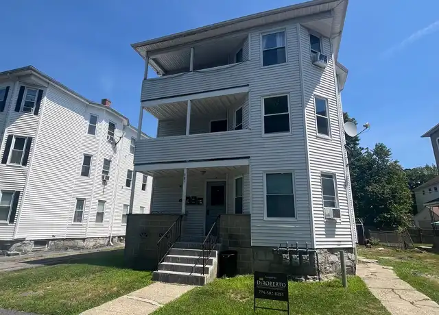 Property at 151 Pilgrim Ave Unit 2, Worcester, MA, 01604, 3 beds, 1 bath, [object Object]