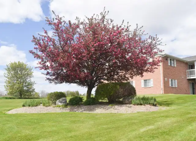 Property at 106 Campus Dr Unit 104-16, Clintonville, WI, 54929, 2 beds, 1 bath, [object Object]