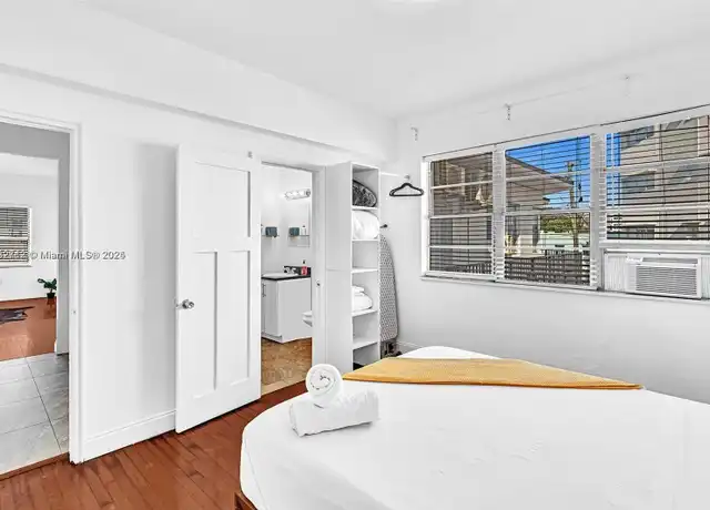 Property at 3920 Garden Ave Unit 5, Miami Beach, FL, 33140, 1 bed, 1 bath, [object Object]