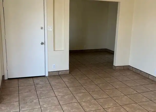 Property at 5720 S Budlong Ave Unit 5724, Los Angeles, CA, 90037, 2 beds, 1 bath, [object Object]