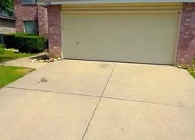 Property at 3920 Fox Run Dr, Fort Worth, TX, 76123, 4 beds, 2.5 baths, [object Object]