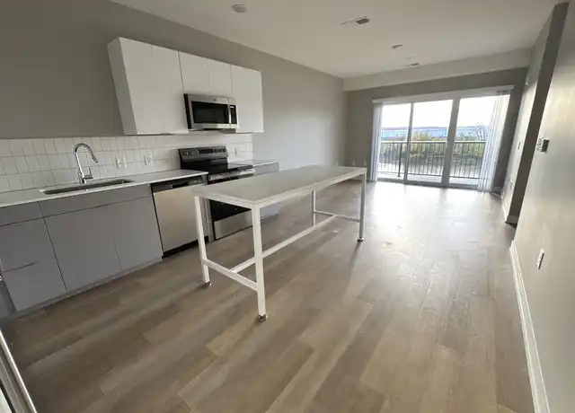 Property at The Helm - 200 S James St, Kansas City, KS, 66118, 0-2 beds, 1-2 bath, [object Object]