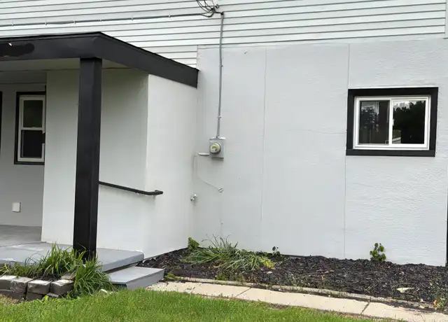Property at 31639 Grand Traverse St, Westland, MI, 48186, 2 beds, 1 bath, [object Object]