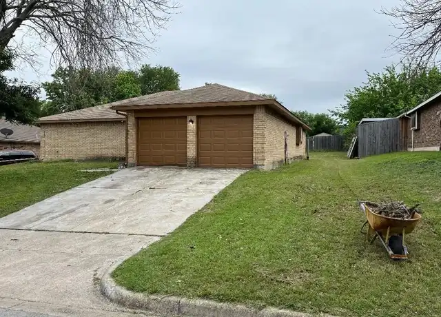 Property at 10165 Indian Mound Rd, Fort Worth, TX, 76108, 3 beds, 3 baths, [object Object]