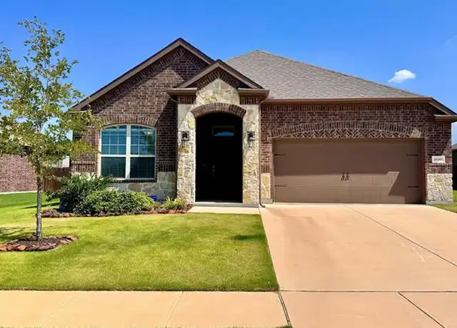 Property at 10305 Klondike Ln, Aubrey, TX, 76227, 3 beds, 2 baths, [object Object]