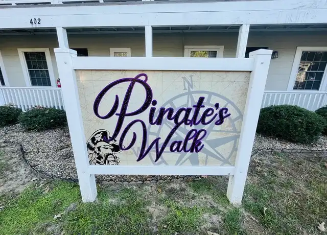 Property at 402 S Holly St Unit D, Greenville, NC, 27858, 1 bed, 1 bath, [object Object]