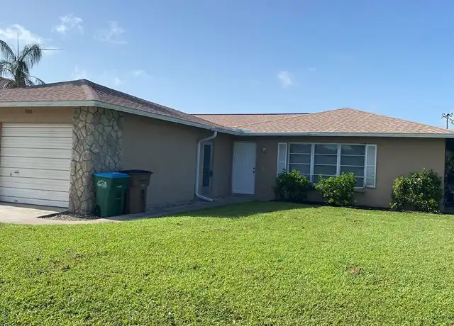 Property at 906 SE 14th Ter Unit B, Cape Coral, FL, 33990, 2 beds, 1 bath, [object Object]