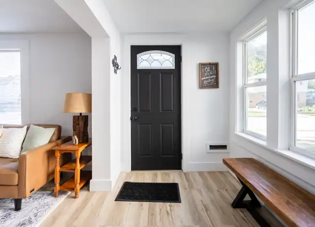Property at 2001 Morton Ave, Muskegon, MI, 49441, 3 beds, 1 bath, [object Object]
