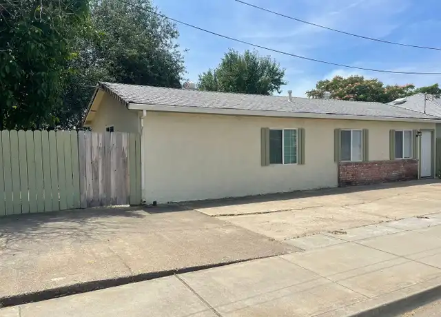 Property at 605 Leila Ave Unit B, Redding, CA, 96002, 2 beds, 1 bath, [object Object]