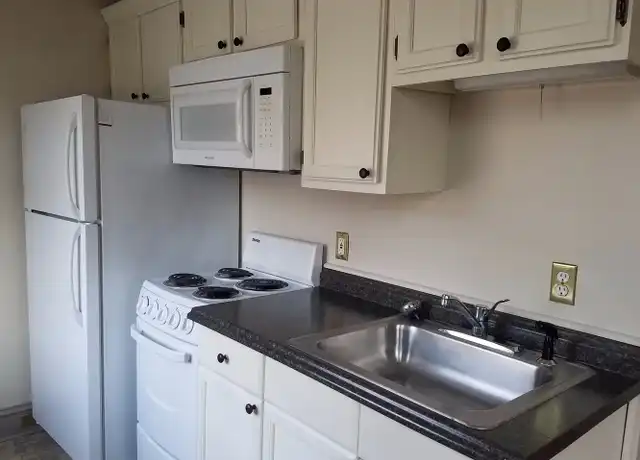 Property at 247 N Duke St Unit 5, Lancaster, PA, 17602, 1 bed, 1 bath, [object Object]