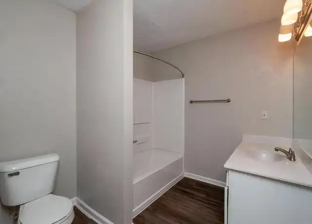Property at 201 Clarendon Pl, Fayetteville, GA, 30215, 1 bed, 1 bath, [object Object]