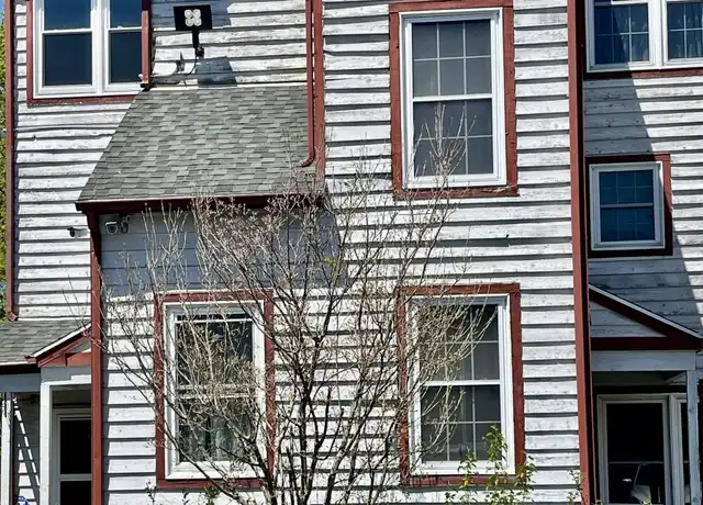 Property at 1425 Quinnipiac Ave #302, New Haven, CT, 06513, 2 beds, 1.5 baths, [object Object]