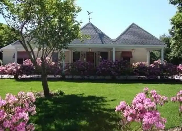 Property at 110 Montauk Hwy, Water Mill, NY, 11976, 4 beds, 6 baths, [object Object]