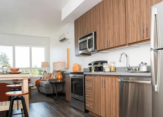 Property at The Hawthorne Apts - 4717 SE Hawthorne Blvd, Portland, OR, 97215, 1 bed, 1 bath, [object Object]
