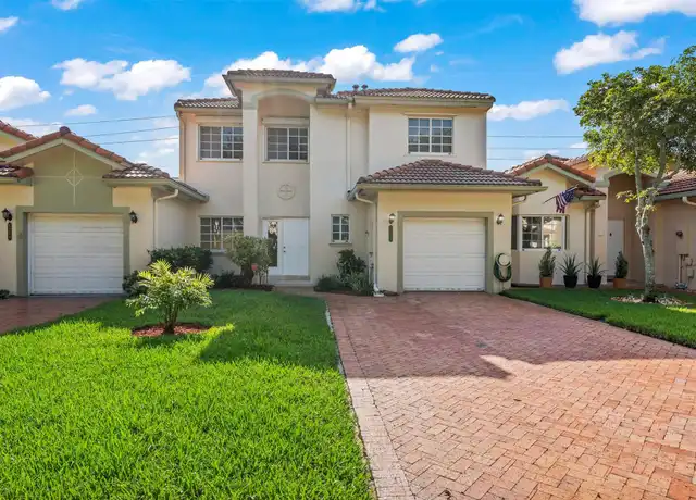 Property at 5960 SW 99th Ter, Cooper City, FL, 33328, 3 beds, 2.5 baths, [object Object]