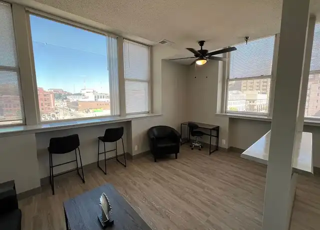 Property at Union Plaza - 601 S 16th St, Omaha, NE, 68102, 2 beds, 1 bath, [object Object]