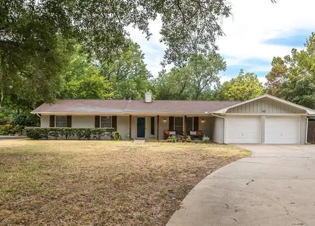 Property at 2221 N Mill St, Lewisville, TX, 75057, 3 beds, 2 baths, [object Object]