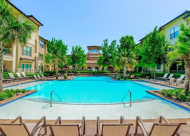 Property at Mission at La Villita - 635 E Royal Ln, Irving, TX, 75039, 1 bed, 1 bath, [object Object]