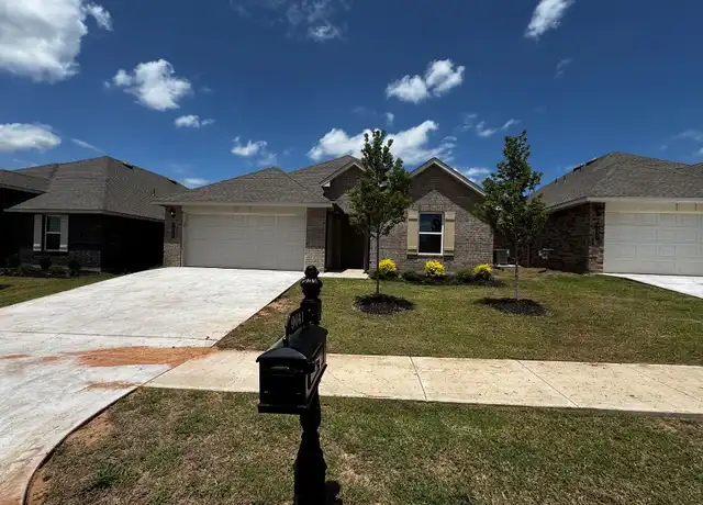Property at 9041 NW 149th St, Yukon, OK, 73099, 4 beds, 2 baths, [object Object]