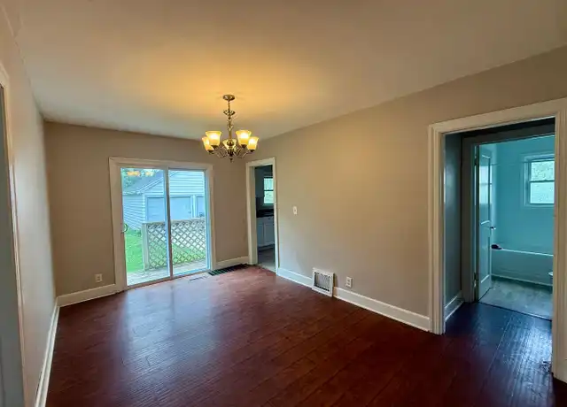 Property at 640 Central Ave, Beloit, WI, 53511, 2 beds, 1 bath, [object Object]