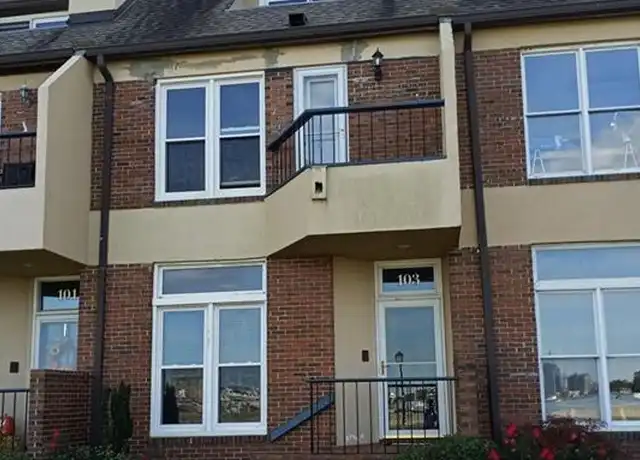 Property at 103 Crawford Pkwy, Portsmouth, VA, 23704, 3 beds, 3.5 baths, [object Object]