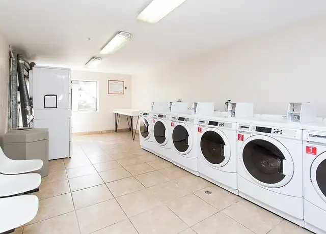 Photo of 135 Ward St, Revere, MA 02151