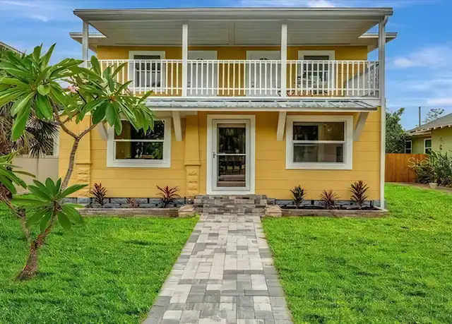 Property at 127 17th Ave S #3, Saint Petersburg, FL, 33701, 3 beds, 2 baths, [object Object]