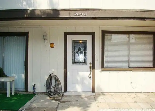 Property at 12014 Mighty Oak Dr Unit B, Houston, TX, 77066, 3 beds, 2.5 baths, [object Object]