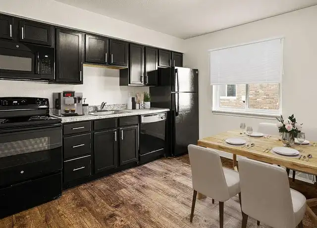 Property at Metro Apartments At Bethalto - 190 Rue Sans Souci, Bethalto, IL, 62010, 1-2 bed, 1 bath, [object Object]