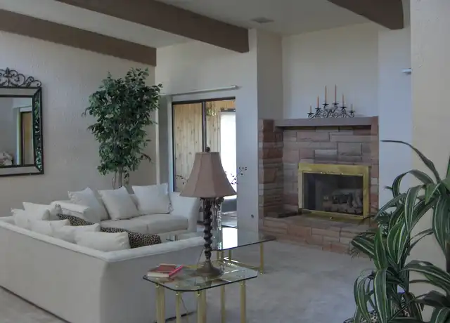 Property at 726 Tramway Ln NE, Albuquerque, NM, 87122, 3 beds, 2 baths, [object Object]