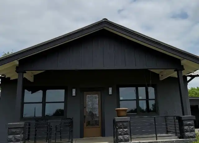 Property at 405 E College St, Llano, TX, 78643, 3 beds, 2 baths, [object Object]