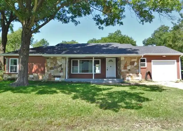 Property at 224 S Sherman St, Pilot Point, TX, 76258, 3 beds, 2 baths, [object Object]