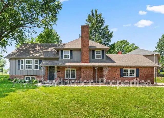 Property at 8401 W 90th Ter, Overland Park, KS, 66212, 4 beds, 2.5 baths, [object Object]