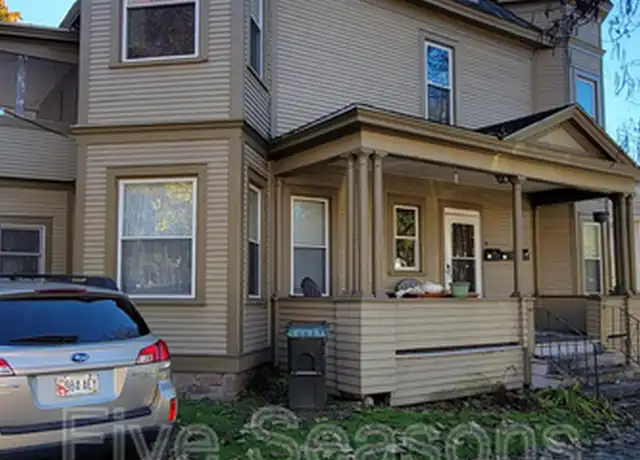 Property at 75 Loomis St Unit 3, Burlington, VT, 05401, 2 beds, 1 bath, [object Object]