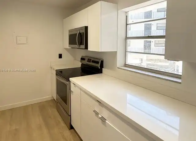 Property at 888 NE 132nd St #206, North Miami, FL, 33161, 2 beds, 1 bath, [object Object]