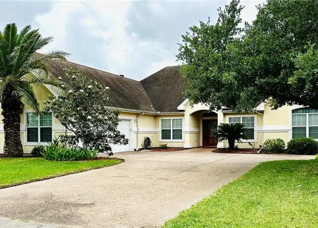 Property at 5822 Beauvais Dr, Corpus Christi, TX, 78414, 3 beds, 3 baths, [object Object]