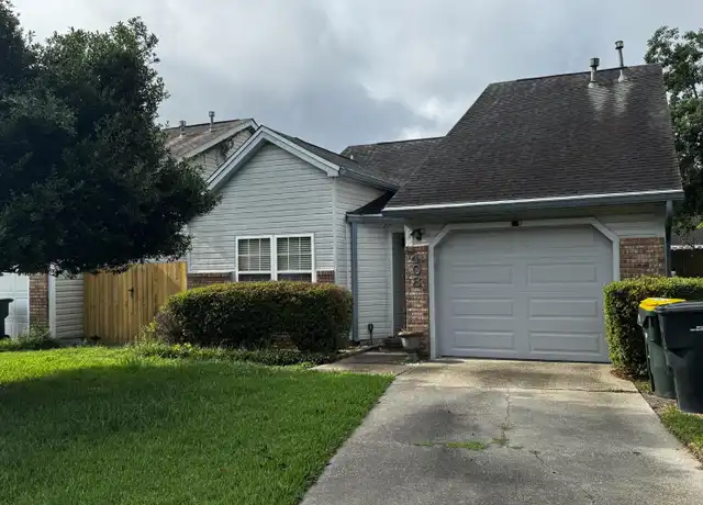 Property at 408 Adam St NW, Fort Walton Beach, FL, 32548, 2 beds, 2 baths, [object Object]