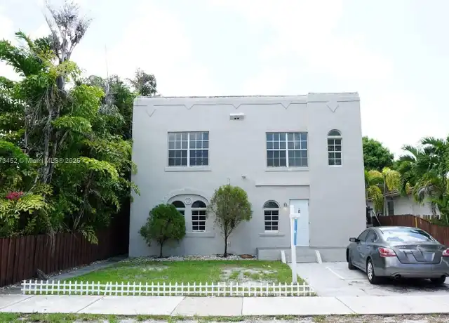 Property at 1652 Madison St #7, Hollywood, FL, 33020, 2 beds, 1 bath, [object Object]