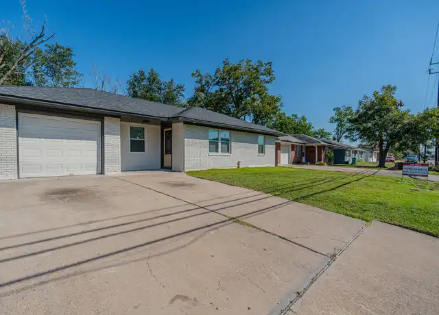 Property at 2127 Strawberry Rd, Pasadena, TX, 77502, 5 beds, 2.5 baths, [object Object]