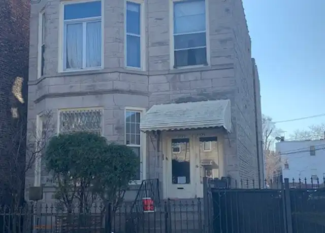 Property at 3939 W Lexington St Unit 1, Chicago, IL, 60624, 3 beds, 1 bath, [object Object]