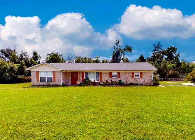 Property at 1815 Memory Ln, Lake Charles, LA, 70605, 3 beds, 2 baths, [object Object]