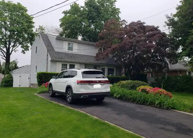 Property at 11 Wilhow Ct, Northport, NY, 11768, 3 beds, 2 baths, [object Object]