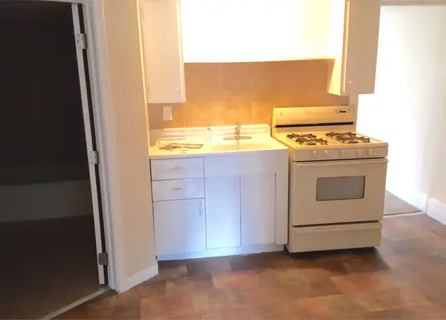 Property at 103 Washington St, Newark, NY, 14513, 2 beds, 1 bath, [object Object]