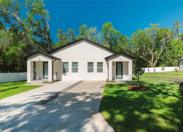 Property at 194 S Lemon Ave, Brooksville, FL, 34601, 2 beds, 2 baths, [object Object]
