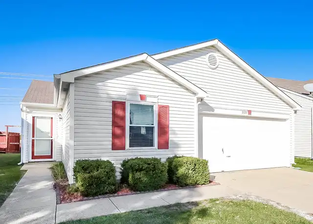 Property at 2122 Summer Breeze Way, Greenwood, IN, 46143, 3 beds, 2 baths, [object Object]