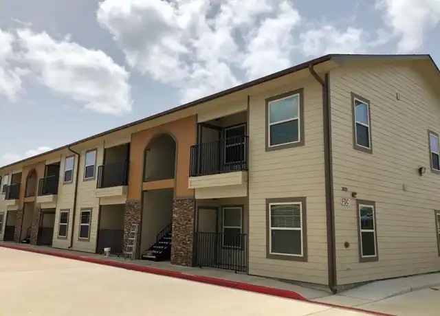 Property at 1820 Jacquelyn Dr Unit 201, Houston, TX, 77055, 2 beds, 2 baths, [object Object]