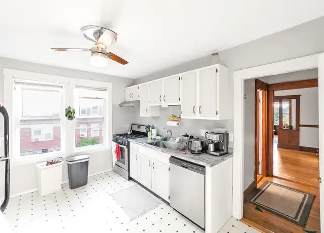Property at 26 Saint Rose St Unit 3, Jamaica Plain, MA, 02130, 3 beds, 1 bath, [object Object]