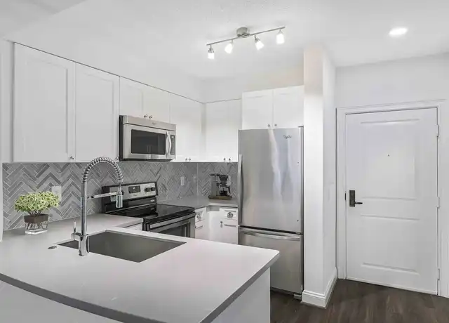Property at Camden Grand Parc - 910 15th St NW, Washington, DC, 20005, 0 beds, 1 bath, [object Object]