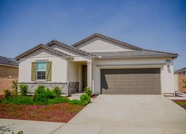 Property at 2644 Forestrun St, Hemet, CA, 92543, 4 beds, 2 baths, [object Object]