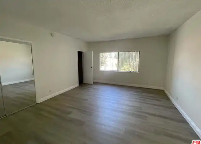 Property at 15033 Sherman Way Unit E, Van Nuys, CA, 91405, 3 beds, 3 baths, [object Object]